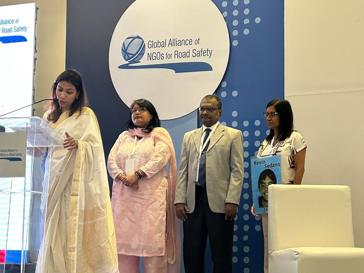 etiennekrug's tweet photo. “Safe mobility is our right.  We demand evidence based interventions, accountability as well as NGO participation to reduce road deaths by 50%” These are the headlines of the El Salvador declaration of #RoadSafety NGOs launched today https://t.co/kWAyljGfmv