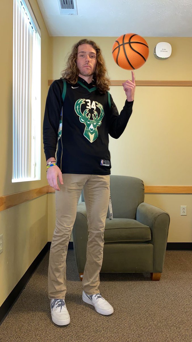 It’s “He So Fly Wednesday” #Zone6