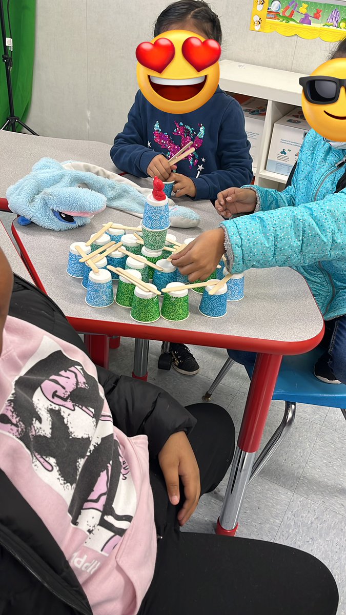 lazy_bookworm99's tweet photo. How Tall Can You Build? These Ss used their #stem #collaboration #innovation skills to build a structure to hold their Beary Friend. This #innovationcoach was so proud of the creativity today go #marktwaincomets @LUSDDigital @LynwoodSchools #secondgrade https://t.co/D39Ho0CPjr