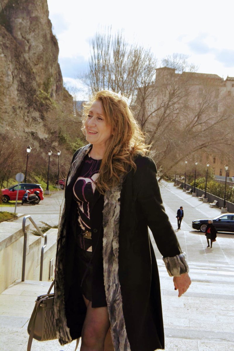 CsCuencaCiudad's tweet photo. Hoy, #8marzo , @cristinaelenafu, candidata a la alcaldía de #cuenca , en el acto Institucional por el #diadelamujer 

¡Enhorabuena! a todas las premiadas en el acto de hoy, sois un ejemplo para tod@s

#Centrados_en_Cuenca #YoconCris #cscuenca #cscastillalamancha #inconformistas https://t.co/J49Axyzsze