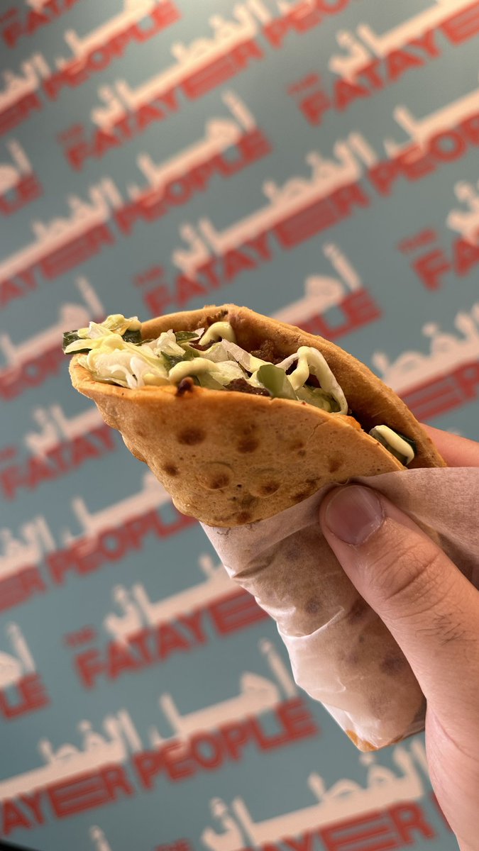breakfast_east1's tweet photo. مطعم #شوبك لهم ١٠ سنوات في #جدة و قبل شهر فتحو في #الرياض و الآن فتحو في #الدمام حي المنار على طريق الملك فهد ( جنب خلوفه ) .😍

فطايرهم لذيذه بالذات تاكو اللحم و الزعتر بالماتشا و الجبن بخبز الكعك 🫡

Ad https://t.co/8RWR3j8Eid