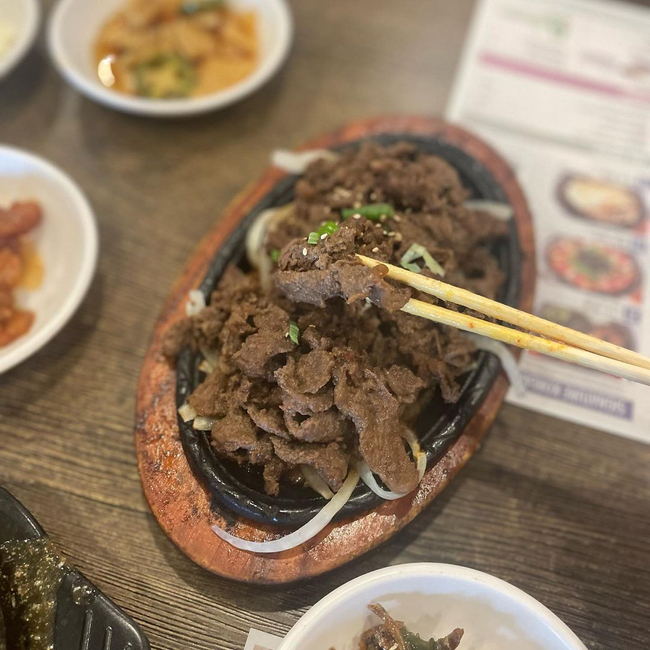 Our beef Bulgogi is always a lunch staple. Give it a try on your next visit ❤️

🎉 Come celebrate with us on Saturday, March 18th 11am. We'll be opening our 3rd location in Irvine, CA. 🗓

📸 @foodxsocal

#kajusofttofu #koreanfood #ocrestaurants #topfoodinoc