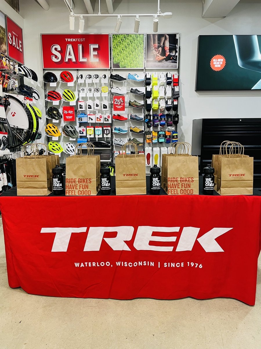 GrayRizzy's tweet image. S/O to everyone who got down with my #RIDEWITHRIZZY x #BUCKFIFTYCHALLENGE for Feb!

You hit the 150 mile goal? Your prize pack is ready for pick up @TrekBikes 348 Springfield Ave Summit NJ 07901

Tag me, @psreroute and use the #’s #ridewithrizzy #trekatsummit #buckfiftychallenge!