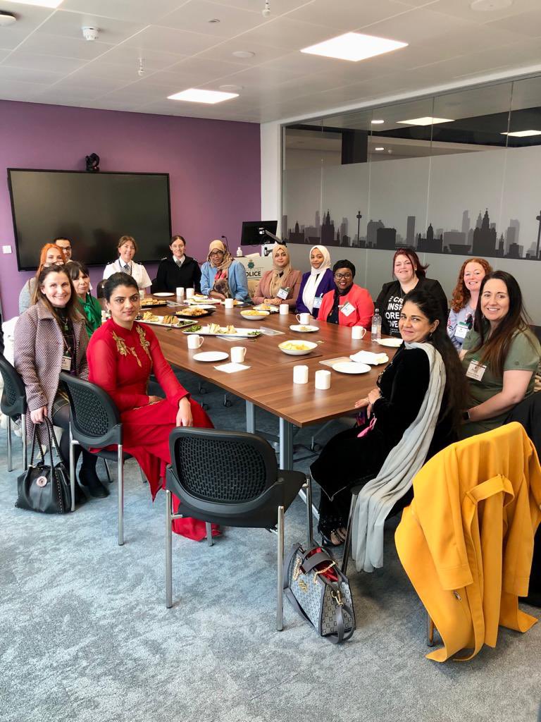 MerseyPolice's tweet photo. As part of our celebrations for #IWD2023 our @merpolCEU invited in a group of inspirational women from various charities across Merseyside to not only learn about their roles but also how we can improve our working relationships &amp; help them tackle any barriers they face (THREAD) https://t.co/jb1V6PS3Hh