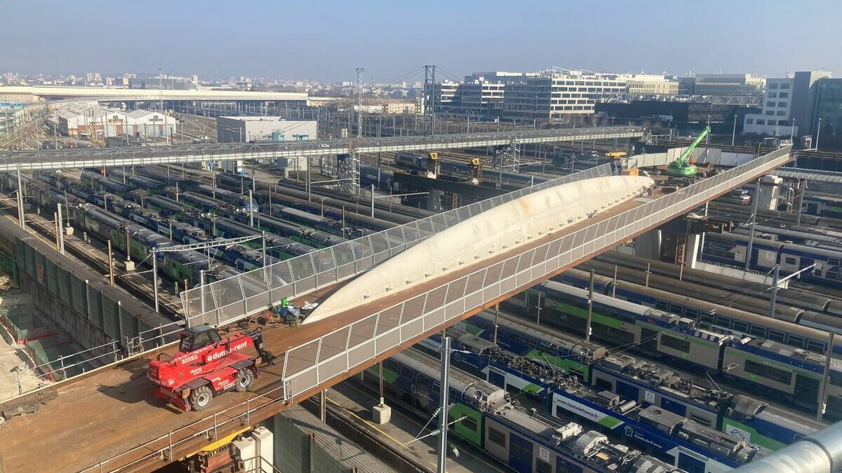 Saint-Denis : premier jet de la passerelle piétonne du pont géant de Pleyel
➡️ l.leparisien.fr/mK7m