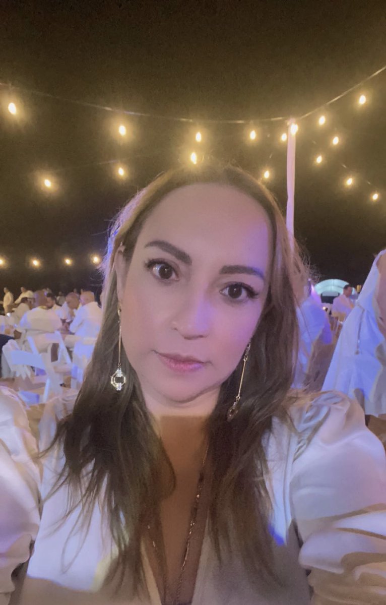 tambr01's tweet photo. por que AMO ser mujer y estoy muy orgullosa de mi género y me fascina ver mujeres triunfadoras !!! … Feliz Día de la Mujer !!! #Libres #Plenas #Exitosas #Felices #Amadas #Valoradas https://t.co/f30P9xKI6z