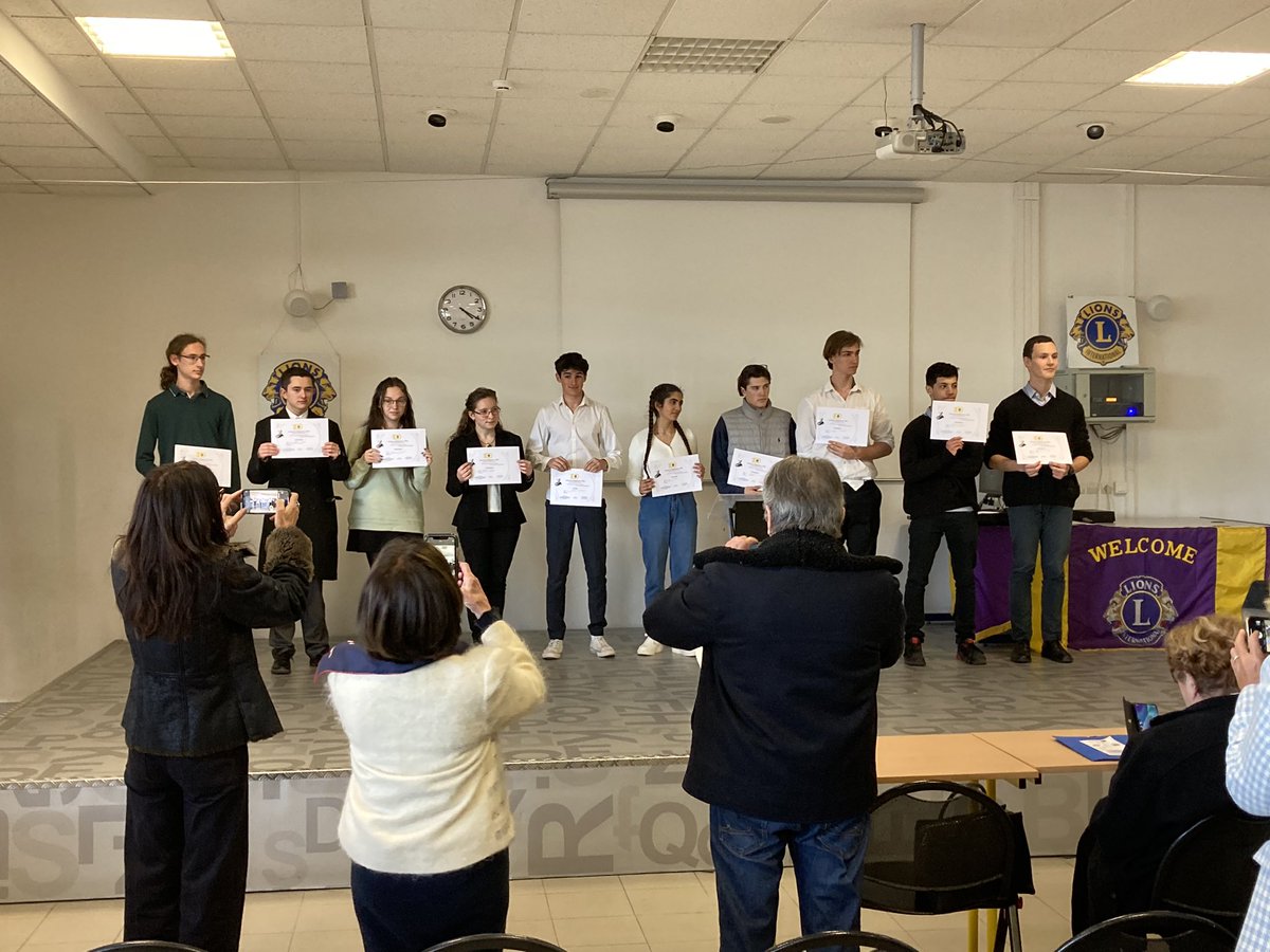 35eme concours de l’éloquence du Lions Club au Lycée Tocqueville. ‘L’altruiste est un égoïste raisonnable’. Onze lycéens de Cannes et Grasse ont chacun avec un grand talent traité ce sujet. Un moment de pur bonheur intellectuel et humain! Félicitations à tous ces lycéens !