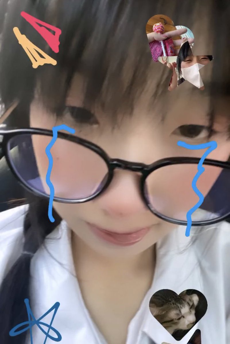 Firstzaza_com's tweet photo. อยากมีทวิตไว้ลงไรโง่ๆบ้าง https://t.co/IW6BVbFtso