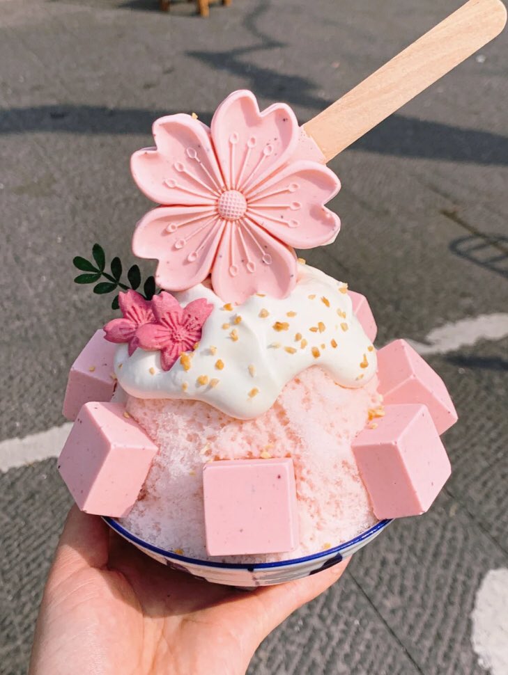 on Twitter "cherry blossom ice cream https//t.co/9WkJKJGIsV" / Twitter