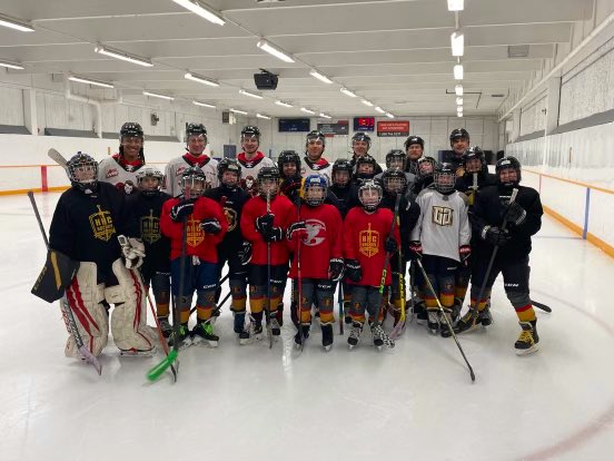 Our guys had an awesome time with the Knights U13 team at their practice last night! 

Thanks for having us!