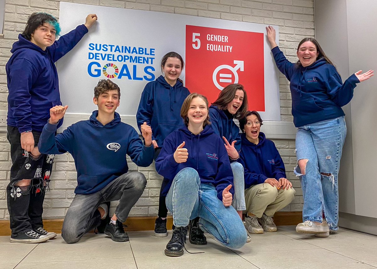 ⚠️We need more women in politics on #InternationalWomensDay and everyday‼️

📣We’re delighted to announce our #GenderEquality art project featuring interviews with <a href="/HollyCairnsTD/">Holly Cairns TD</a> <a href="/AnneRabbitte/">Anne Rabbitte</a> <a href="/Farrell_Mairead/">Mairéad Farrell TD</a> <a href="/HMcEntee/">Helen McEntee TD</a> to be showcased next month 🎨

#IWD2023 #EmbraceEquity