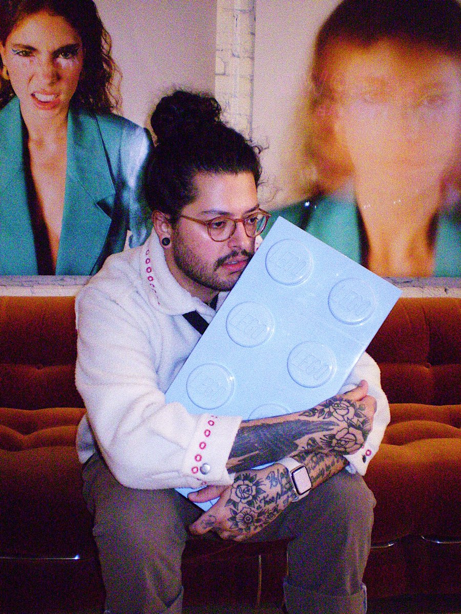 verypalehipster's tweet photo. boy dump https://t.co/OO4nt0JIIN