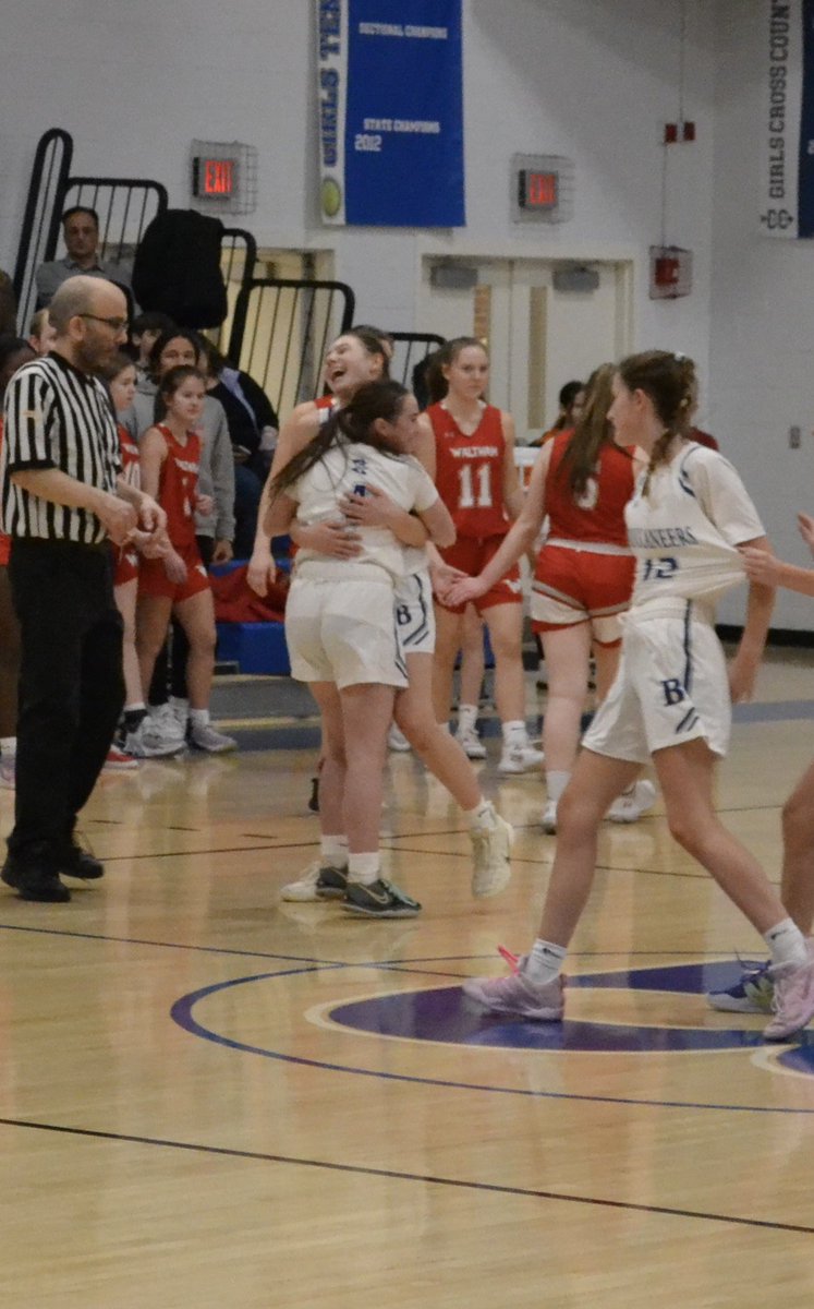 grace_weisz's tweet photo. Thank you so much to my amazingly supportive team for such a great season! I fought for every rebound and improved greatly under the net. Next I want to work on demanding the ball when I’m open to find more scoring opportunities. https://t.co/cuISAerTJw