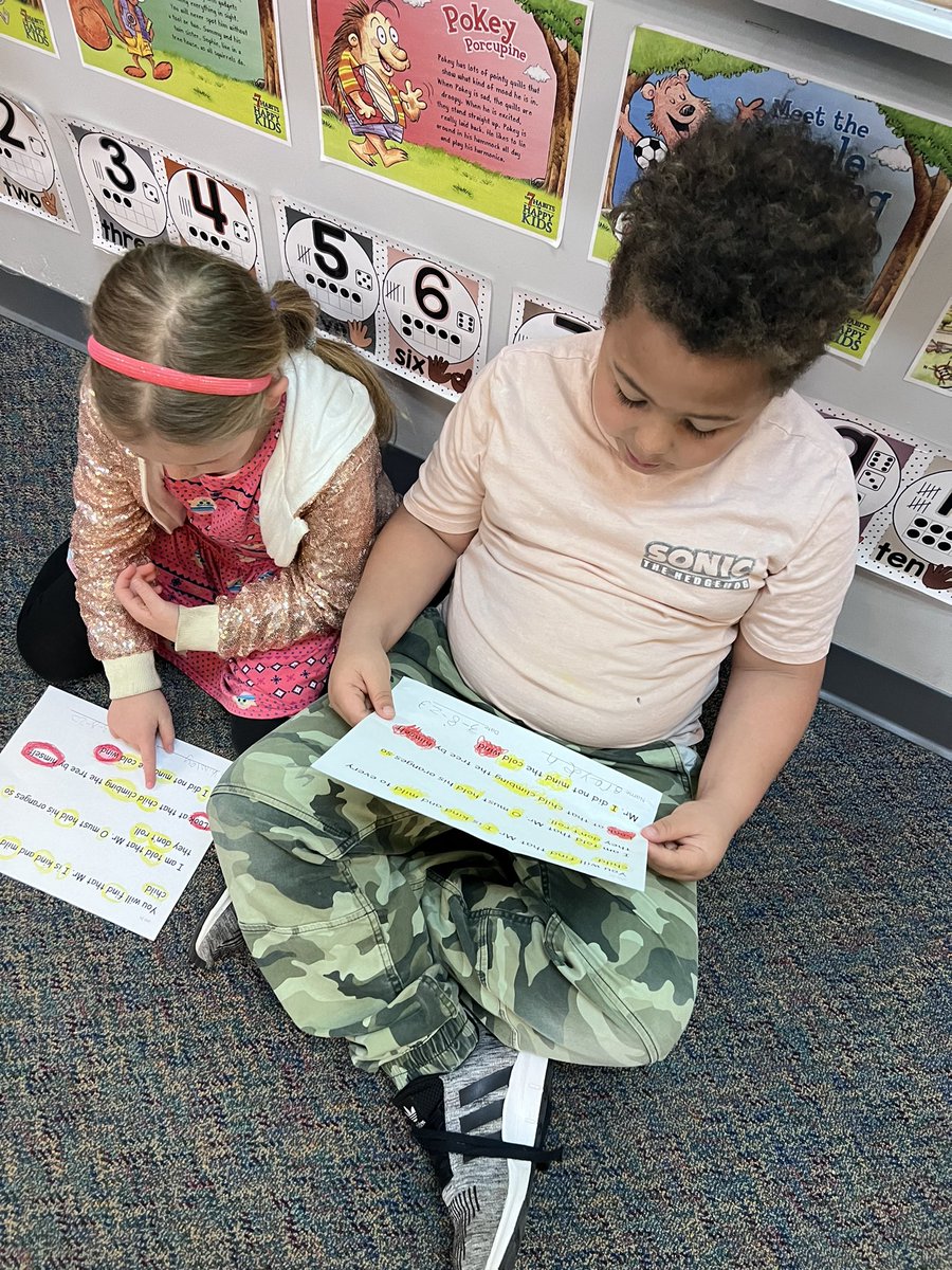 ms_dinardo's tweet photo. @MillsRiverSch reading letterland sentences with our fluency partners #heretofly #theplacetobe https://t.co/eamdg8quyt