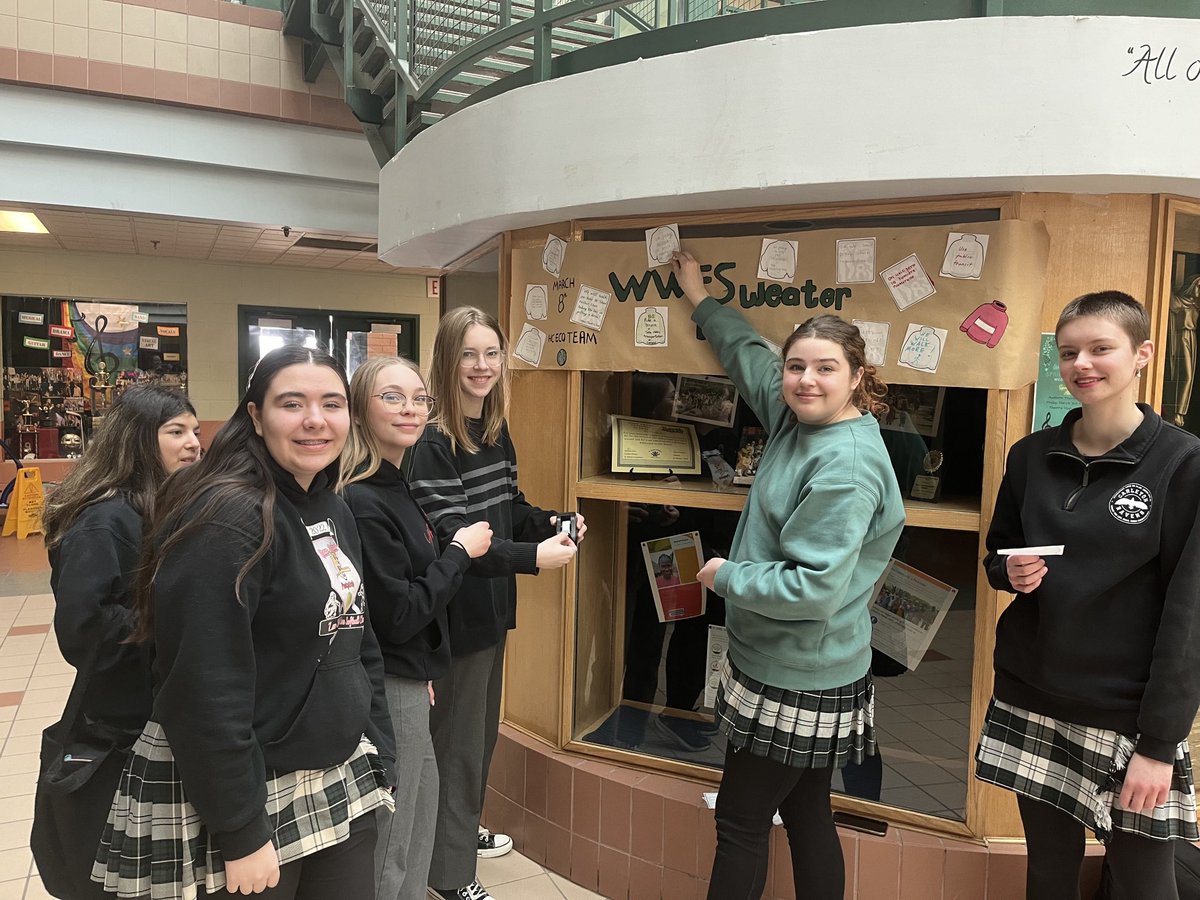 Terri Daniel tweet media