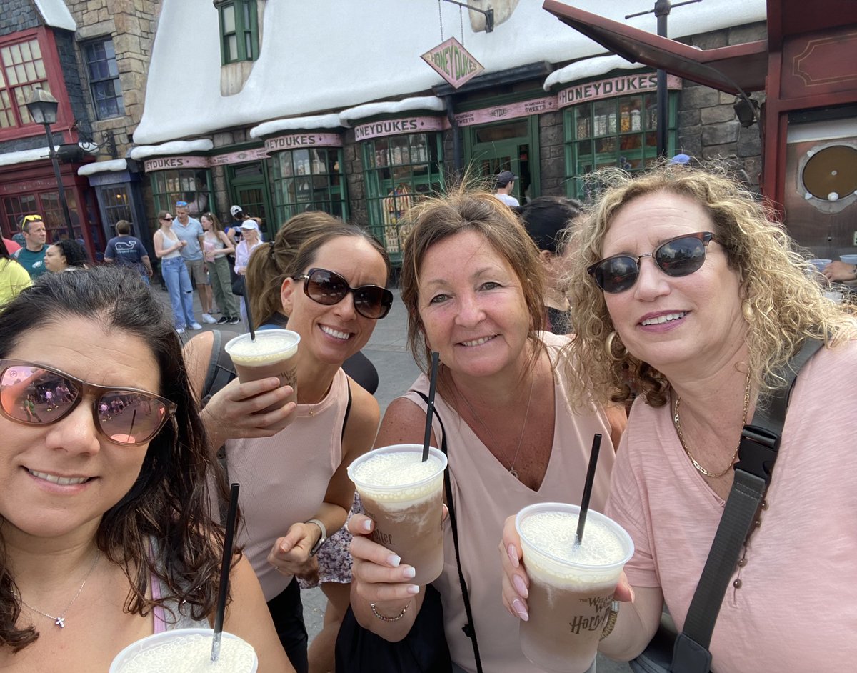 Butterbeer break!! <a href="/OB23DisneyTrip/">OB23DisneyTrip</a>