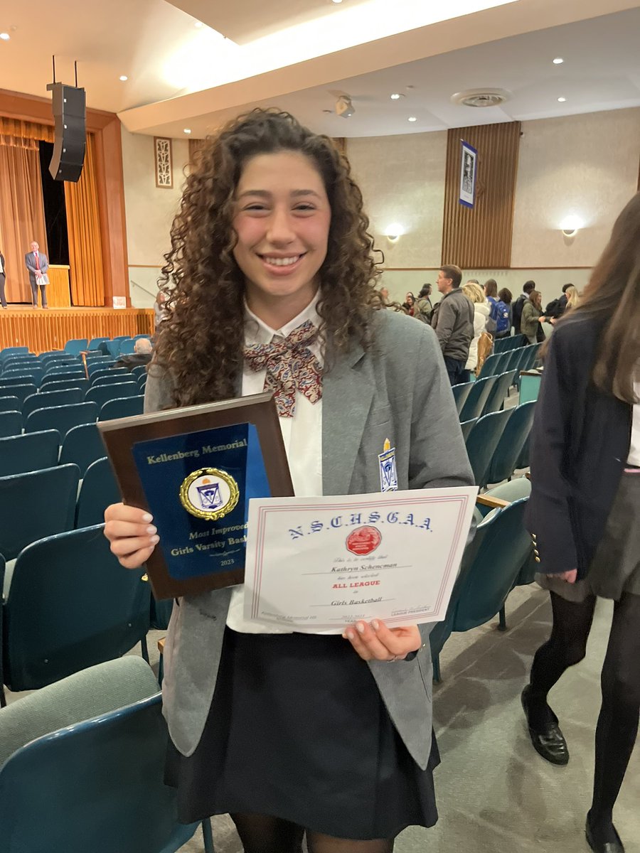 Happy to have received Most Improved and All League at the varsity winter awards banquet!!@KbergAthletics <a href="/NassauPrideH00P/">Nassaupridehoops</a> <a href="/EndicottWBB/">EC Womens Basketball</a> <a href="/CatholicU_Cards/">Catholic University Athletics</a> <a href="/MSMA_Athletics/">MountSaintMaryAthletics</a>