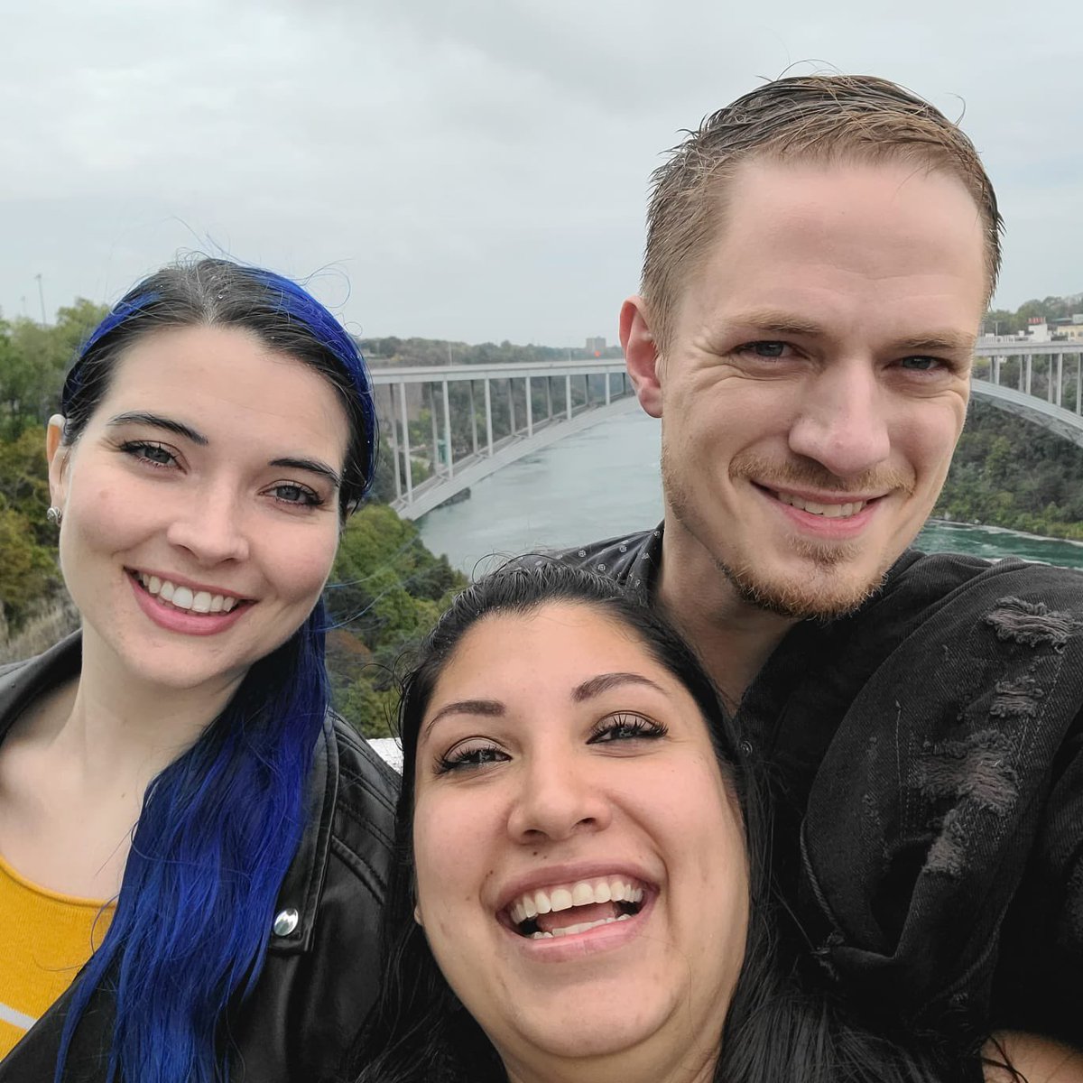 animatedhello's tweet photo. All aboard the Maid of the Mist!
#commercial #tourism #filmfam #niagarafalls #friends #maidofthemist #waterfall #wonderoftheworld #heatherdunham #actors #buffaloactors #bts #smile #behindthescenes https://t.co/kuA2hDwBPY