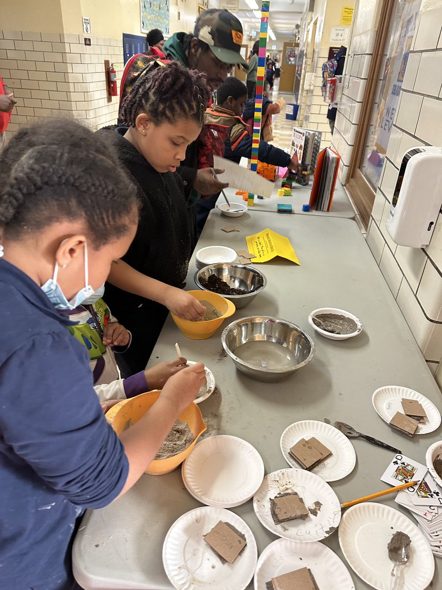 John B. Drake Elementary tweet media