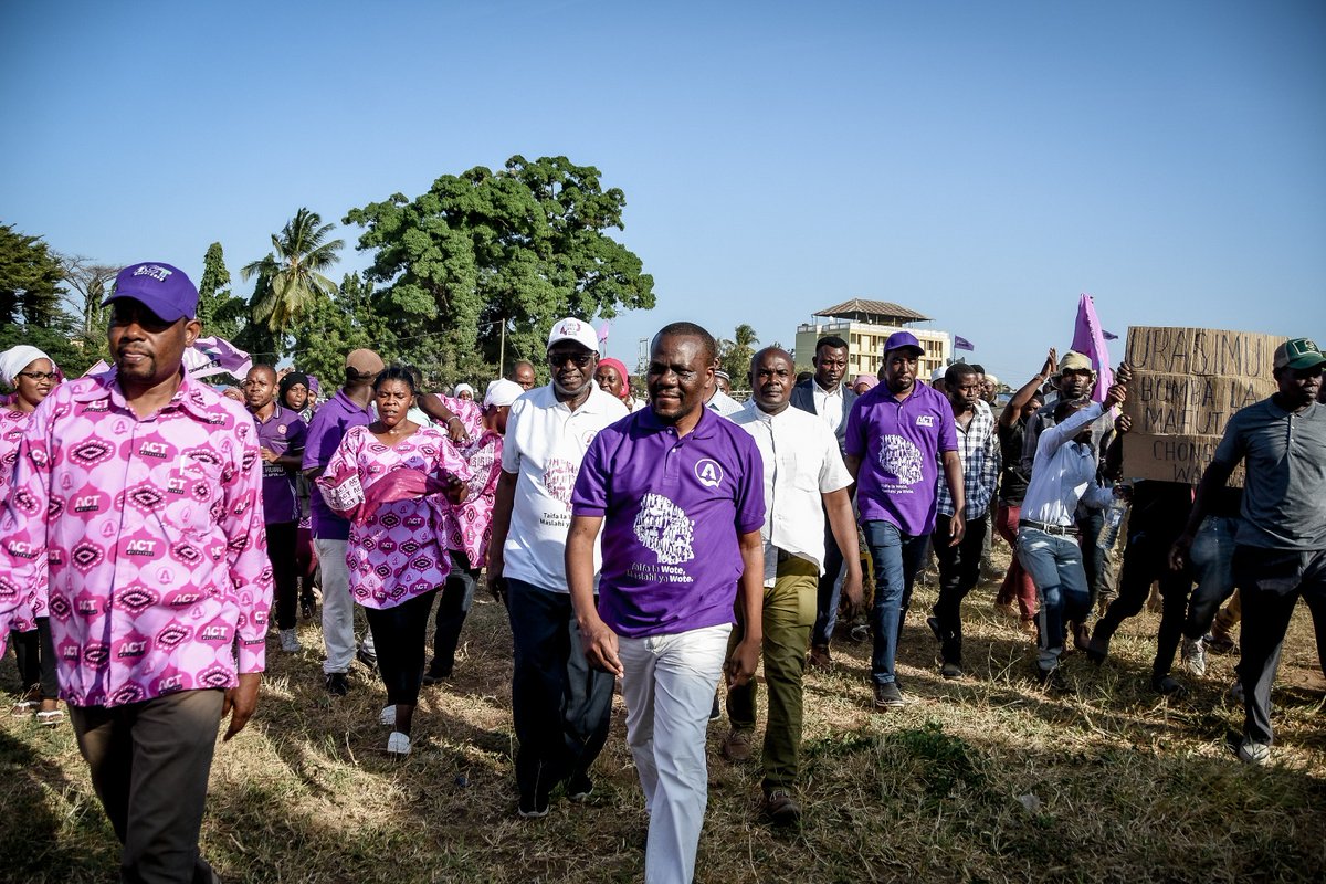 AnthonyishikaTZ's tweet photo. #Mwamba  ndo huyu hapa @zittokabwe  Mwami Ruyagwa.
Yule wa #Ufipa ni #Mwambao tu.

#AhadiYetu 
#TaifaLaWote 
#MaslahiYaWote https://t.co/H6g7ToO9I8