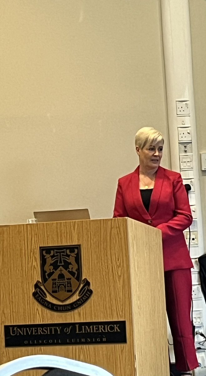 Olivia Lane tweet media