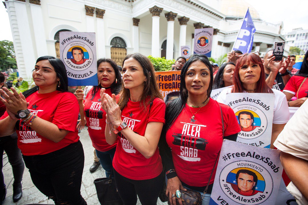 CamillaFSaab's tweet photo. Creación, cuido, amor, entereza, resistencia, entrega, milagro:  Mujer.

#DiaInternacionalDeLaMujer #ChávezFeminista #8DeMarzo https://t.co/y57MfUH6kz