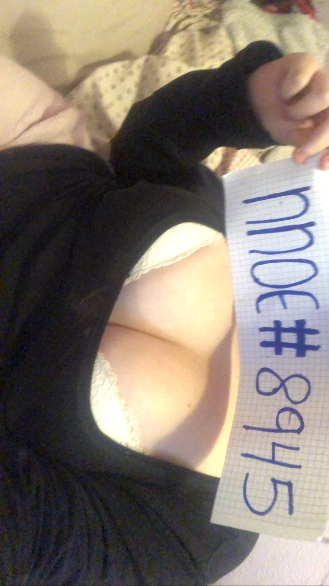 nnoecutie's tweet photo. Not rlly new to #nsfwtwt 
-19
-she/her
-soft/hard kinks
-always horny
-content creator 
<3 +RT to be mutuals ♡ https://t.co/XCHDXi6od2
