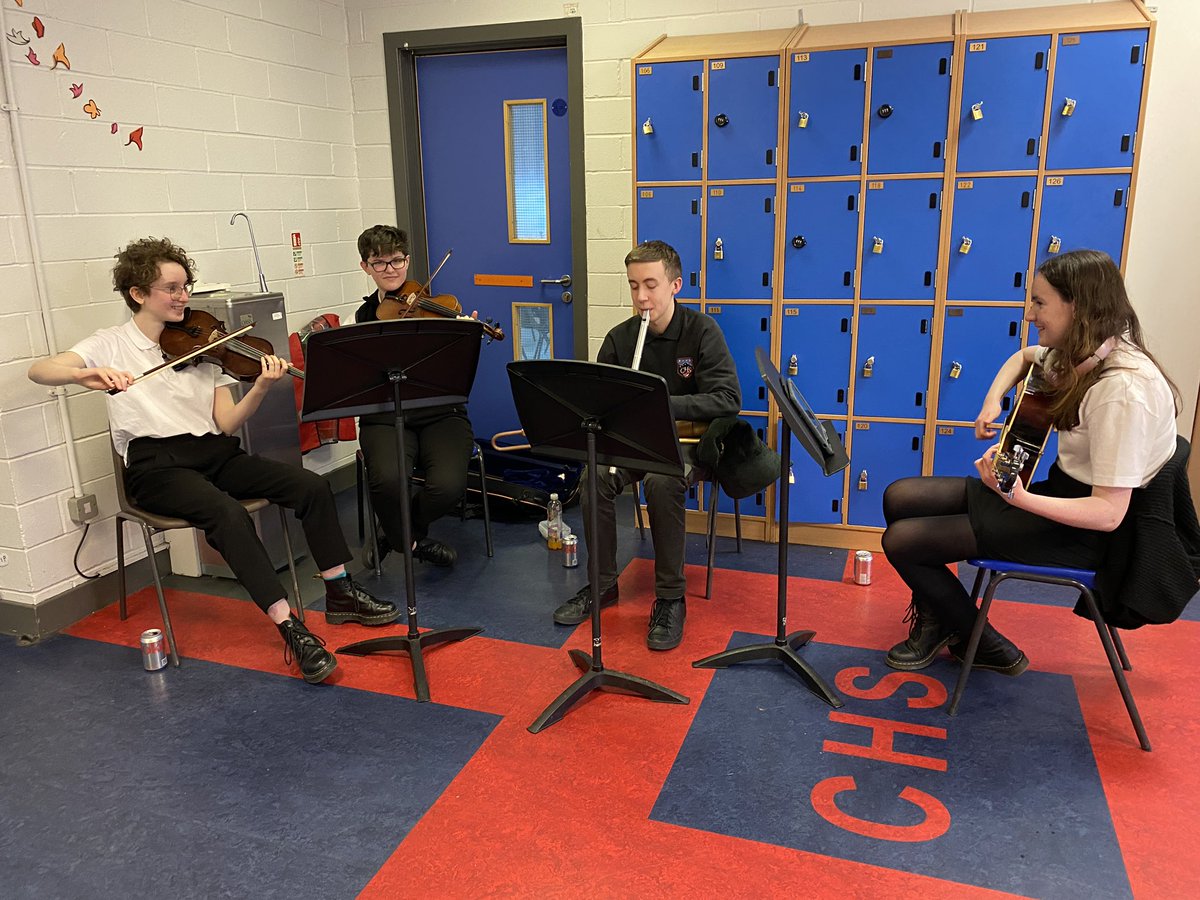 Our Trad Group <a href="/CraigmountHS/">Craigmount High School</a> are looking forward to welcoming guests to the <a href="/Columba1400/">Columba 1400</a> Edinburgh Head Teacher Alumni Gathering this evening 🤗 #adapt