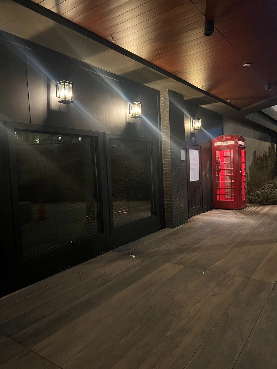 RPBGrandscape's tweet photo. Wow, Texas! Y'all really know how to give a warm welcome! Thanks for making our Grand Opening a huge success. We are still buzzing from the excitement and are enjoying getting to know all our new members!
#thecolonytx #dfwfrinks #prohibitionexperience #speakeasydallas https://t.co/q5RBH3B7Nn