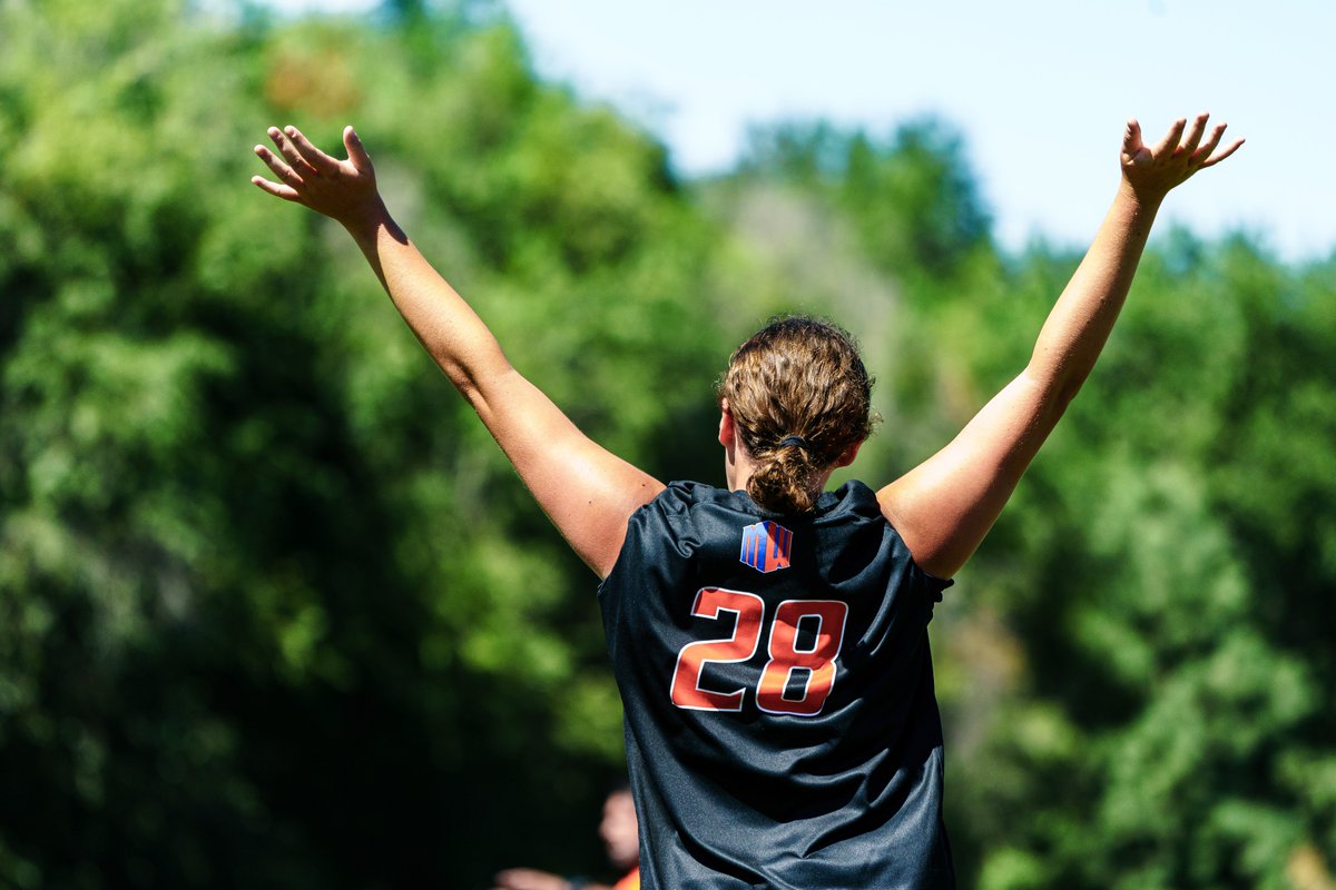BroncoSportsSOC's tweet photo. ๐ก๐ฎ๐ฌ๐ธ๐ป๐ญ ๐๐ธ๐ธ๐ด ๐ก๐ฎ๐๐ป๐ฒ๐ฝ๐ฎโ๏ธ
@HaydenWilsey's 8โฃ goals last season were the most scored by a freshman since Erica Parks in 2009 ๐
#BleedBlue | #WhatsNext https://t.co/RpYRpiMsdP