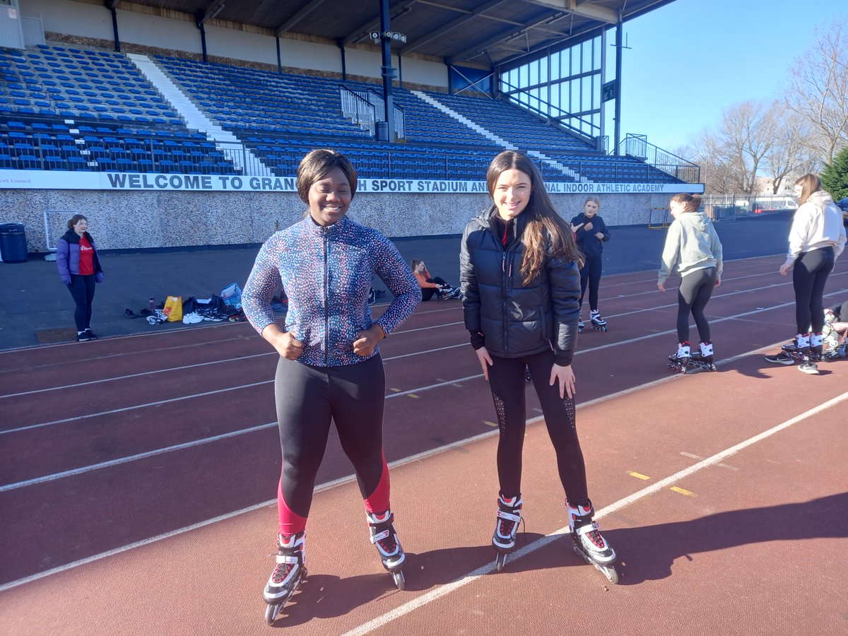 ASC_Lisa's tweet photo. 📢International Women's Day📢
Sun shining on #EmbraceEquity
🏫A great day with 50 girls from across 5 schools. 
🏅Local sports clubs supported the event
👧Falkirk Girls Sport Forum Leading the workshop👏 

🚴‍♀️Thanks also to @Lejogmack for her inspiring talk on her world record. https://t.co/mPZp1KQstb