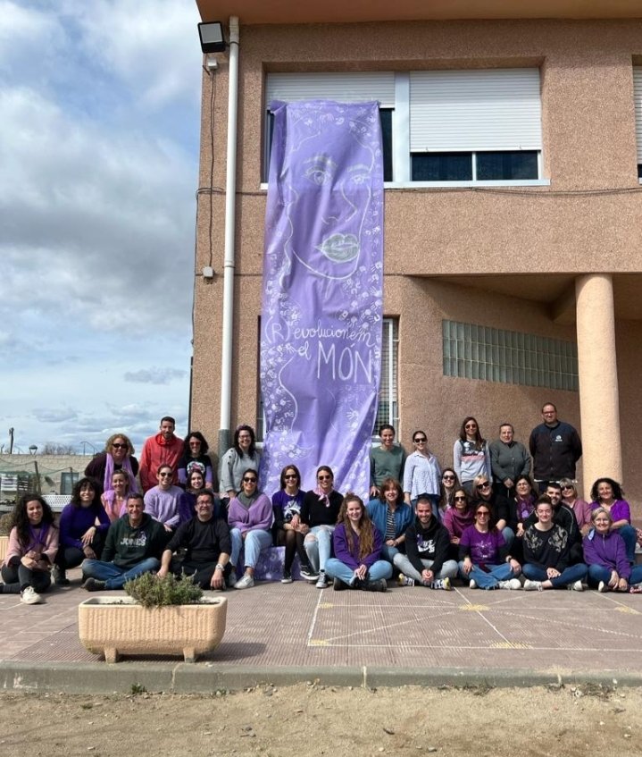 Escola Cal·lípolis tweet media
