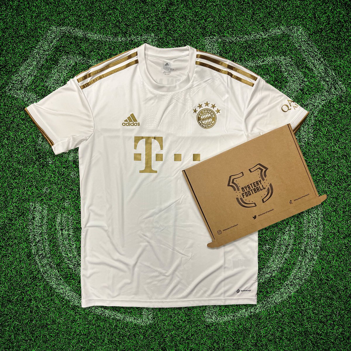 If PSG beat Bayern Munich today, we will give away a Mystery Football shirt to one lucky follower! 🔵🔴

To enter: 
1️⃣ RT this tweet
🤝 Follow us

Good luck! 🤞🏻