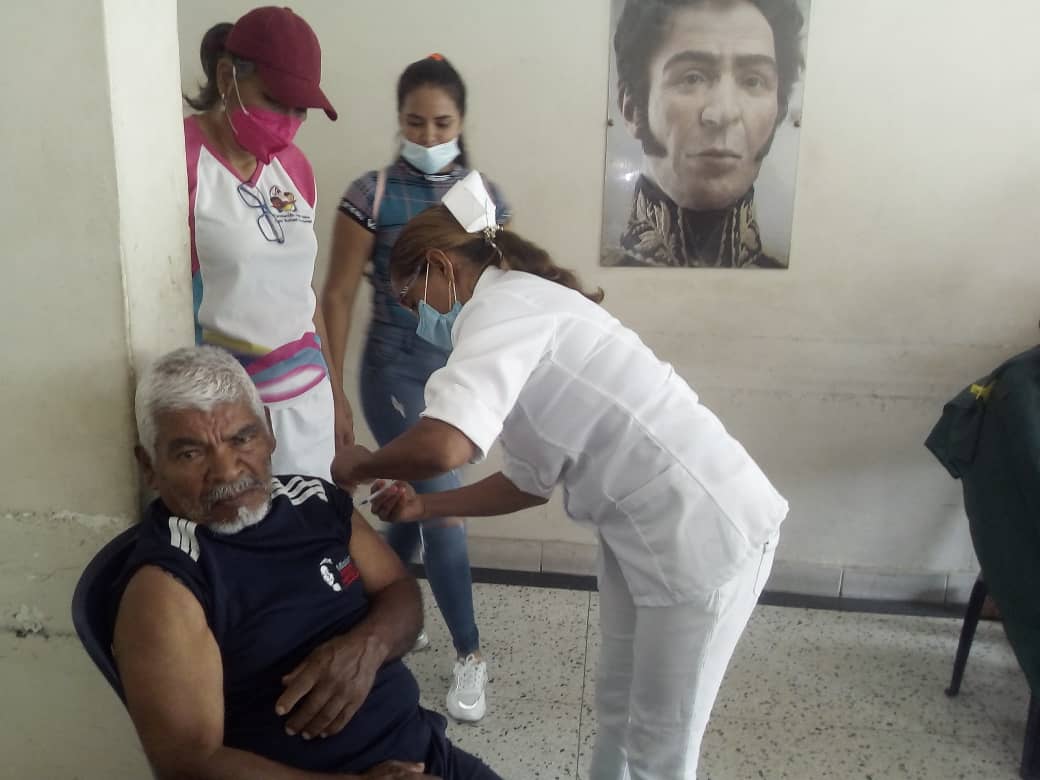 Mujer guerrera y solidaria #CubaPorLaVida #DiaInternacionalDeLaMujer