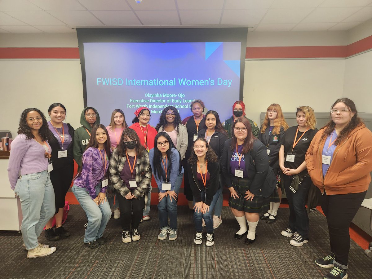 JimyriaScott's tweet photo. Positive Self-Image and Self Care with @yinkamooreojo #InternationalWomensDay #FWISDIWD @FWISD_CTE @FWISDPLI https://t.co/km9wiLBDQr