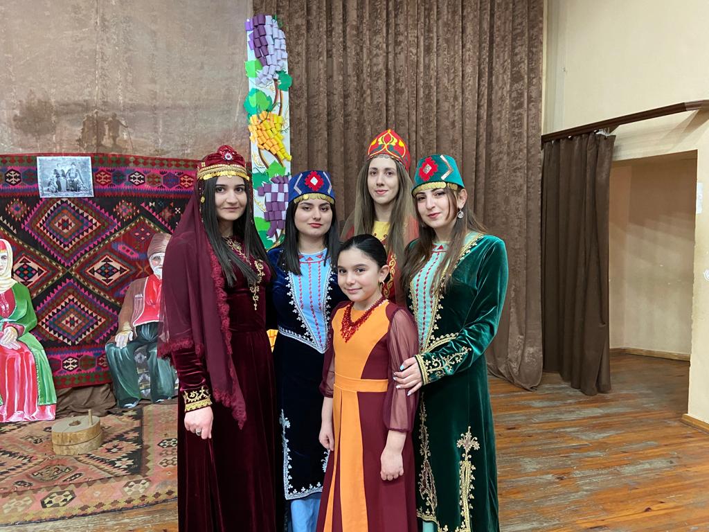 timjemal's tweet image. Happy Int&apos;l Women&apos;s Day to the amazing women of Artsakh. As Azerbaijan suffocates the indigenous population, the women defend freedom, human rights and liberty. @SecBlinken @StateDeptSpox @MFAofArmenia @mfankr @agbu
 
Biden is being played by Azerbaijan washingtonexaminer.com/opinion/biden-…