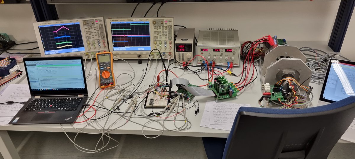EDRT_RIDE's tweet photo. An extension of our @EDRT_RIDE to the @EDRT_iSCREAM ASIC is the automatic start of the SRM.
Therefore we have developed the StartUp process, which determines the position sensorless by feeding voltage pulses into the SRM.
@ElectronicsDrv 
#PowerElectronics
#Microelectronics https://t.co/YYFhSS955p
