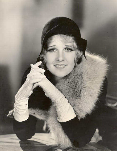 During the 20's, the charismatic Anita Page was refered to as 'a blond, blue-eyed Latin' & 'the girl with the most beautiful face in Hollywood.' @silentmoviesera @SilentFS @SilentMovieStar @silentmoviegrrl @SilentMovieStar #SilentMovie #SilentFilmStar #SilentFilms #BeautifulFace