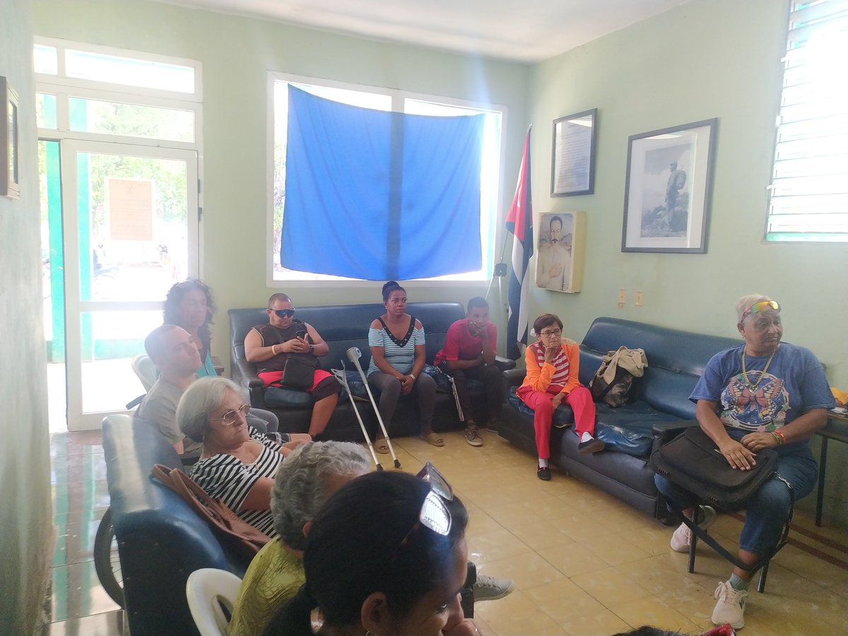 AmppGrande's tweet photo. 👉La Asociación Cubana de Limitados Físico Motores de #JagueyEnVictoria celebra el #DiaInternacionalDeLaMujer recordando la lucha de #Fidel y Celia en favor de los derechos de las mujeres cubanas 🇨🇺💖 #MejorEsPosible @LuzardoMagdiel @SuselyMorfaG @DiosenisS @gonzalez_meilys https://t.co/xQGgqBtMuE