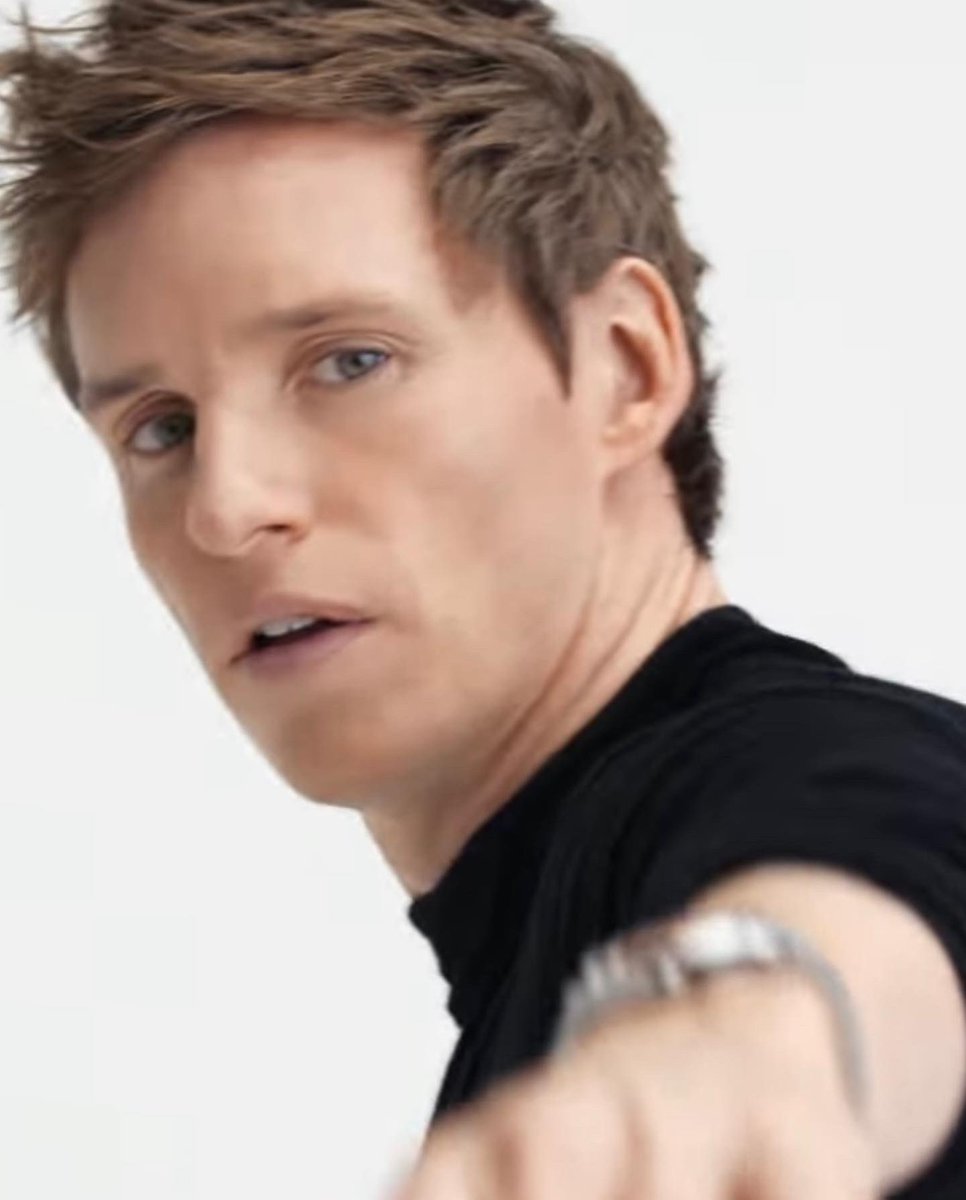 bespokeredmayne's tweet photo. Cool, baby: We adore the Sixties hipster vibe in this new #EddieRedmayne “Every Shade of You” video for @omegawatches. He’s a brand ambassador + promoting the #SeamasterAquaTerra. See it here: https://t.co/29kxh3HzIt https://t.co/21kMxZUEJK