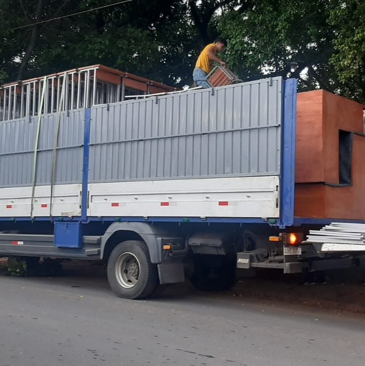 JesusLaraPy's tweet image. Gracias al director Luis Bello, al intendente @nenechopy y a las queridas directoras y profes por abrirnos las puertas de sus instituciones.

#JesúsLaraConcejal 
#ZeballosCueAvanza 
#Educación