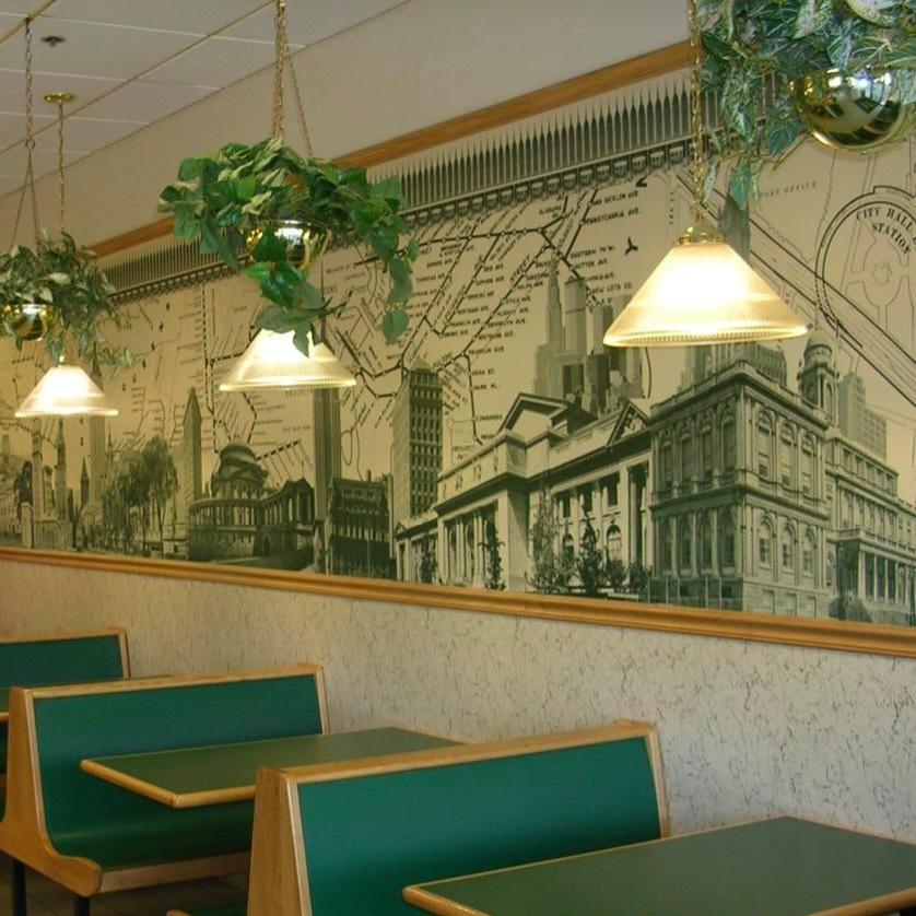 noahedwards's tweet photo. Fairly certain my love of travel and fascination with NYC started with this wallpaper. https://t.co/gMuJAIagX1