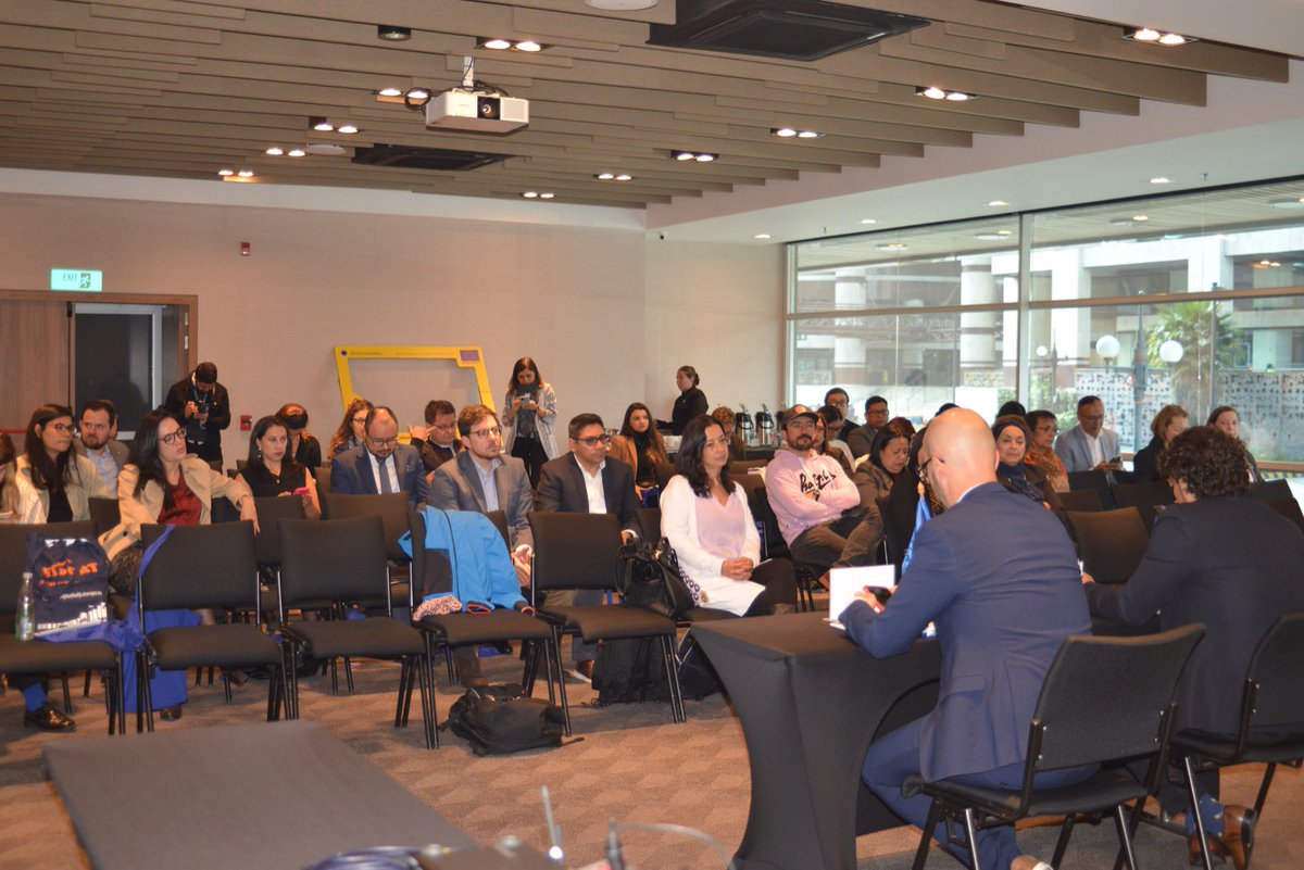 Ayer lanzamos 11 nuevos proyectos que impactarán a 24 departamentos, casi un millón de personas y 386 organizaciones. Así consolidamos el apoyo de la Unión Europea a la sociedad civil y  los derechos humanos, por una Colombia más incluyente y en paz. #ConLaSociedadCivil 🇪🇺🤝🏽🇨🇴