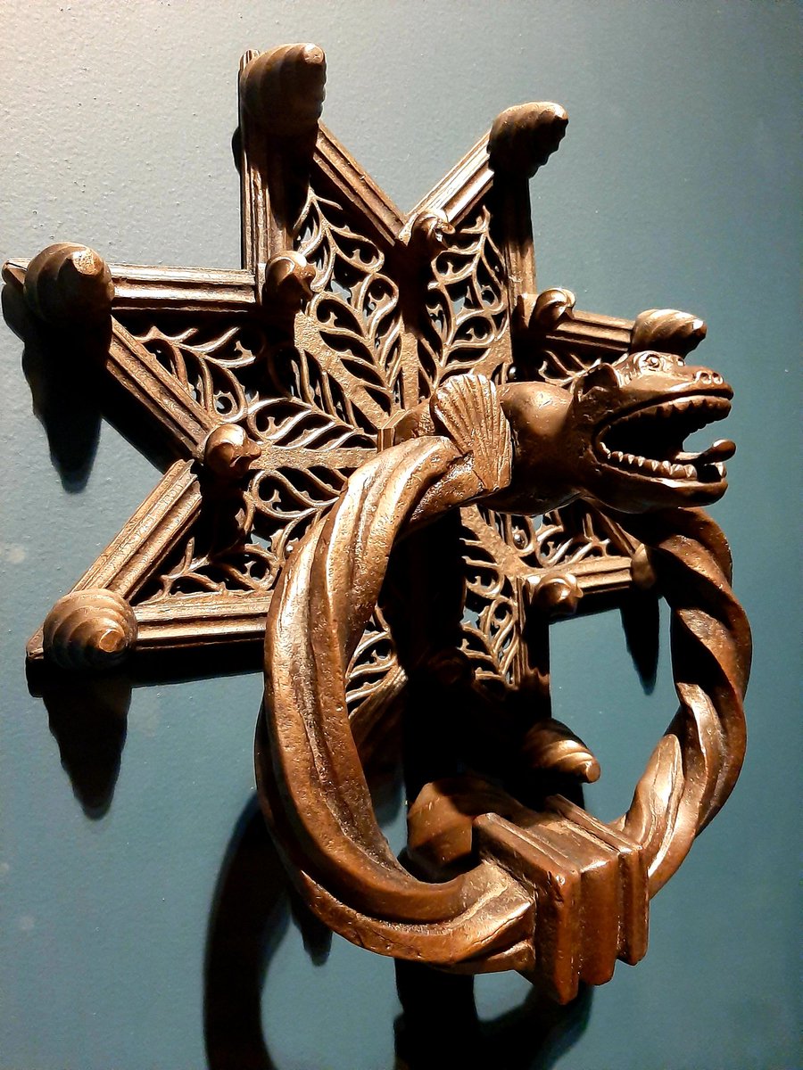 kwilsonlee's tweet photo. Stonking #HispanicWorld at the @royalacademy: ceramics, metal, wood, textiles blending techniques and motifs from Christian, Arabic and Native Central American cultures. Go see it if you haven't! https://t.co/sy6JD6oxOZ