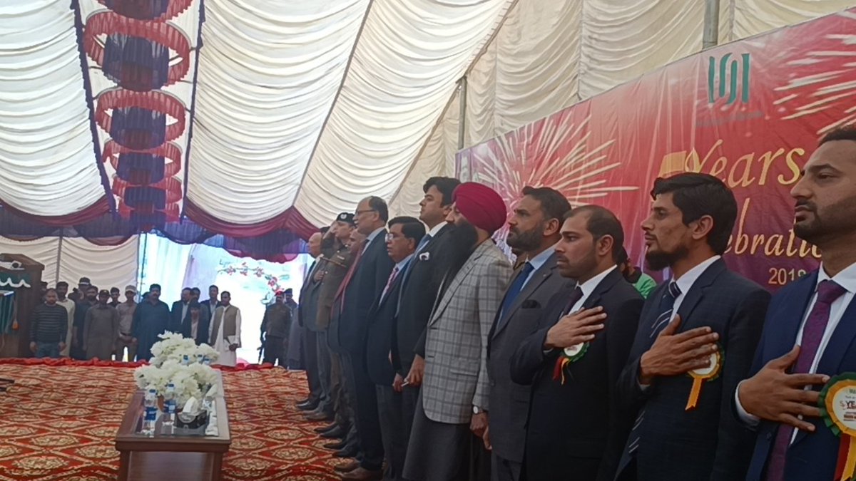 Rana_abdullah33's tweet photo. Planning Minister Ahsan Iqbal will address shortly in an event organized by #UniversityofNarowal on its #5YearsCelebrations Ceremony. The university was upgraded as an independent university in 2018.
#5YearsofUoN
#5YearsofUniversityofNarowal
#5YearCelebrationUoNarowal https://t.co/5WoxNPEaLK