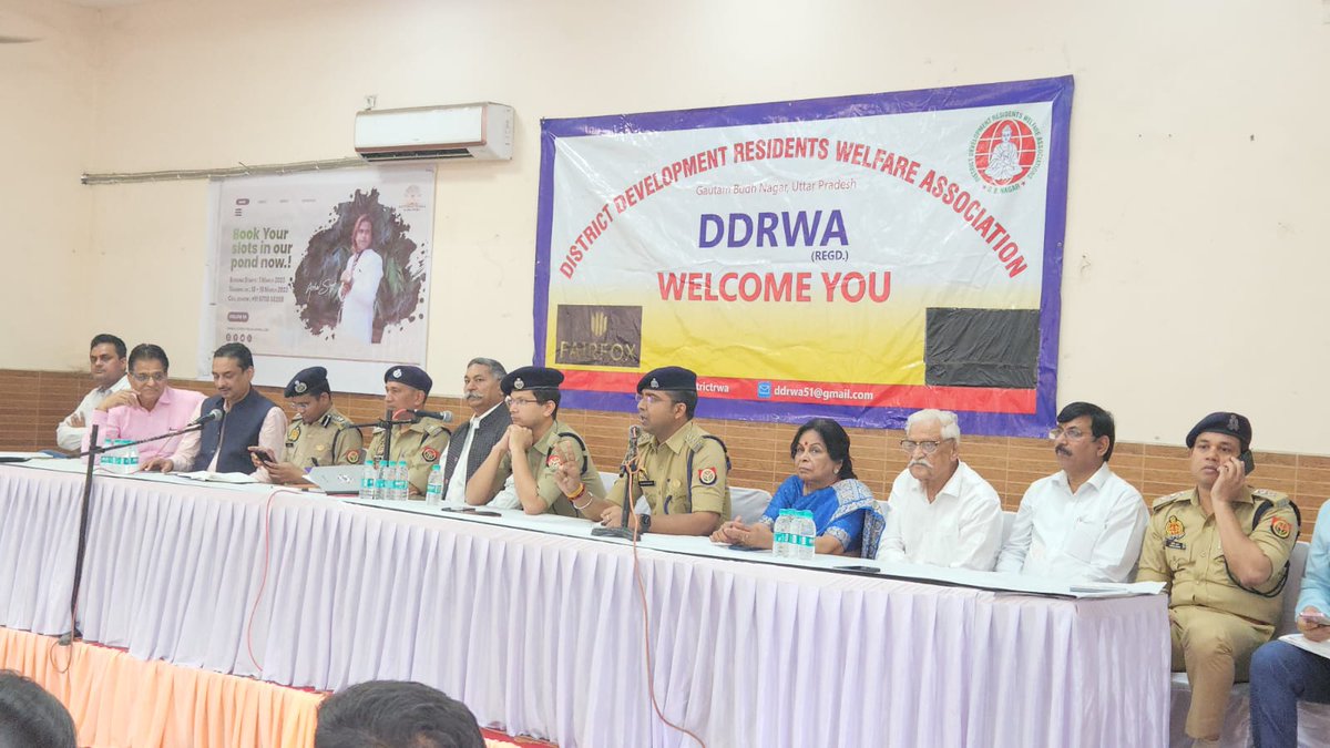 anjalisachdeva9's tweet image. Was happy to dedication of cops in Noida, from holding multiple meetings with different bodies followed by extensive patrolling n deputation of cops at function sites. Thanks @CP_Noida for ensuring safe n joyous Holi @noidapolice @jtcpnoidaHQ @ADCPNoida @coprajaneesh