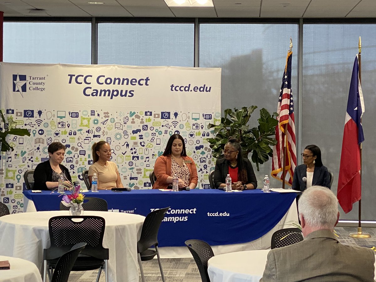mamaestes's tweet photo. Amazing conversations taking place during our President’s Speaker Series as part of our Women’s History Month Celebration. @TCCollege @PresidntMorales #TCCConnect https://t.co/chIQGeSTDN
