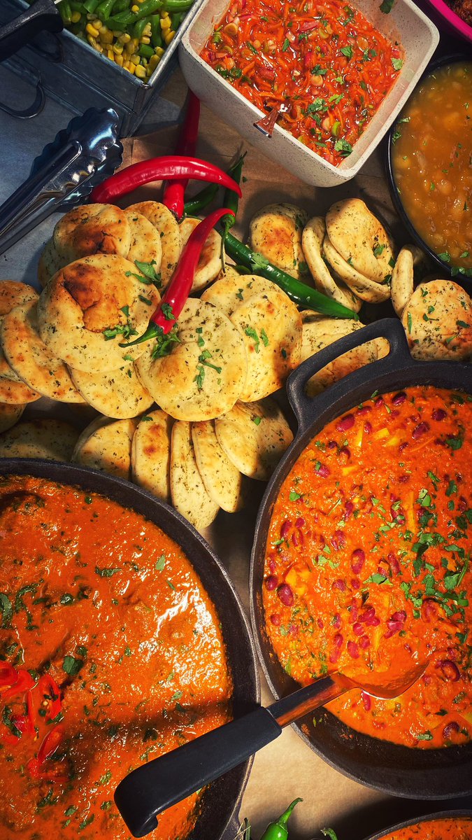 robdudley89's tweet photo. Lovely food today @KHVIIISchool @KHVIIIJunior Indian themed lunch! @HolroydHowe @HowsonHelen @SueSimp19472824 @ESweeting87 https://t.co/Dz0FuWtn1q