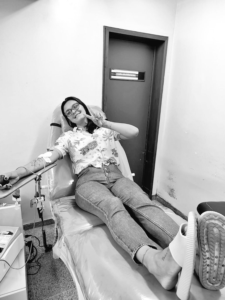 rayanacorreaa's tweet photo. Hoje foi dia! 💉🩸 #DoeSangue #Hemopa #DiaInternacionalDaMulher https://t.co/SbLNO9TQvU