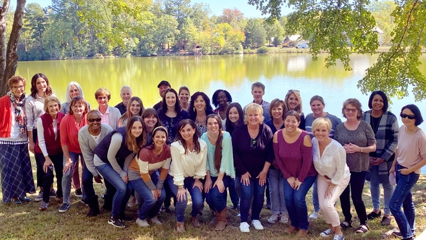 Highlighting this amazing group of #WOMENsupportingWomen on this #InternationalWomensDay. 

We love what we do &amp; love seeing women thrive! 

#ConnectingForLife #GatewayWomensCare
#GatewayRaleigh #GatewayDurham #GatewayChapelHill